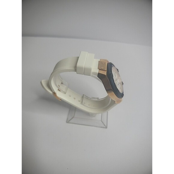 Vintage Guess Wristwatch Watch Womens Rose Gold Tone Blue White Band U0564L1 - Picture 8 of 12